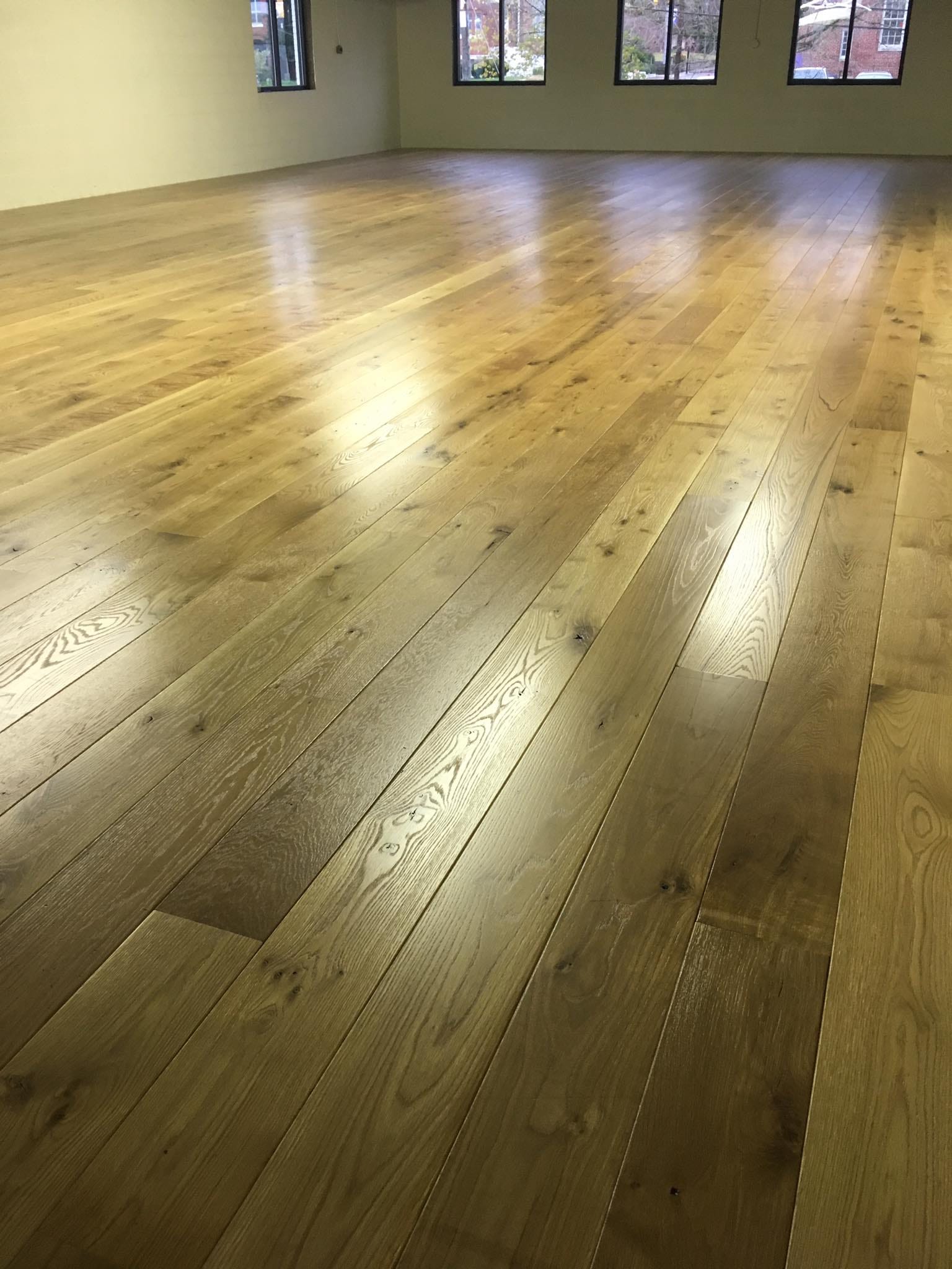Hardwood flooring installed by Miller's Wholesale Flooring in East Tennessee