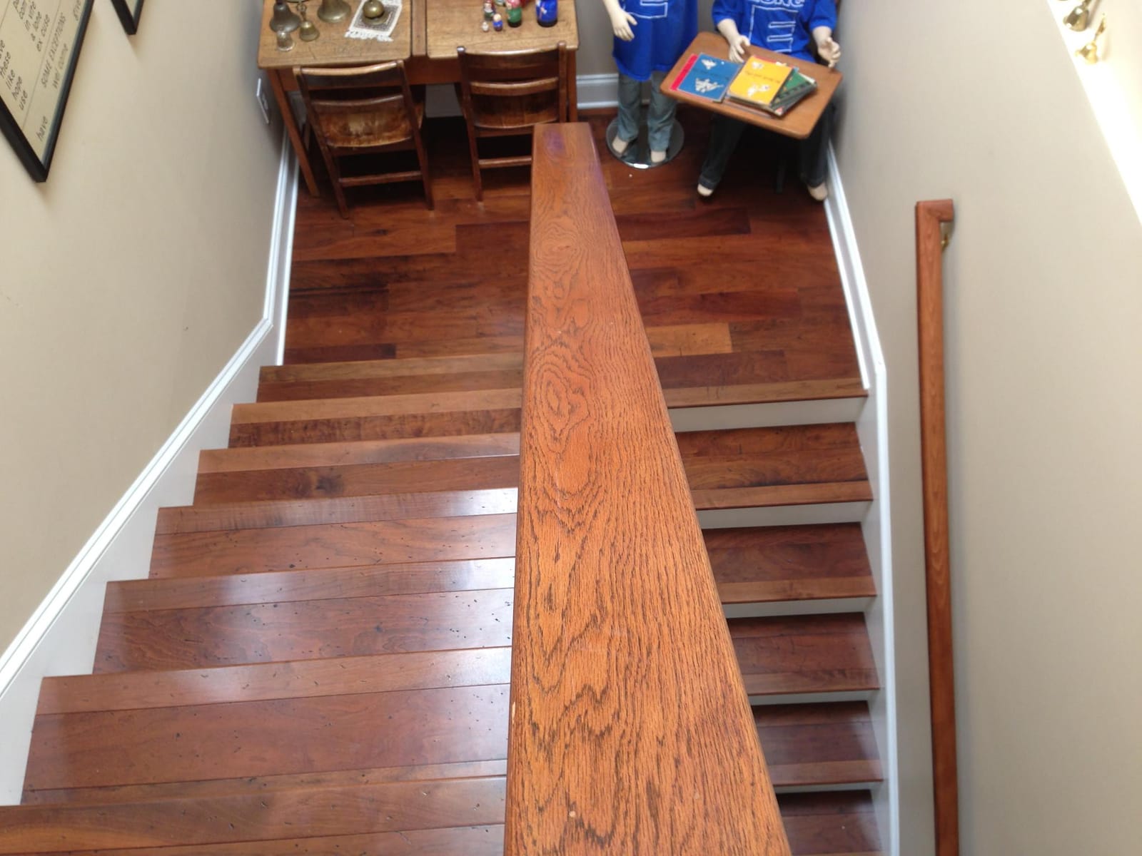 Hardwood flooring installed by Miller's Wholesale Flooring in East Tennessee